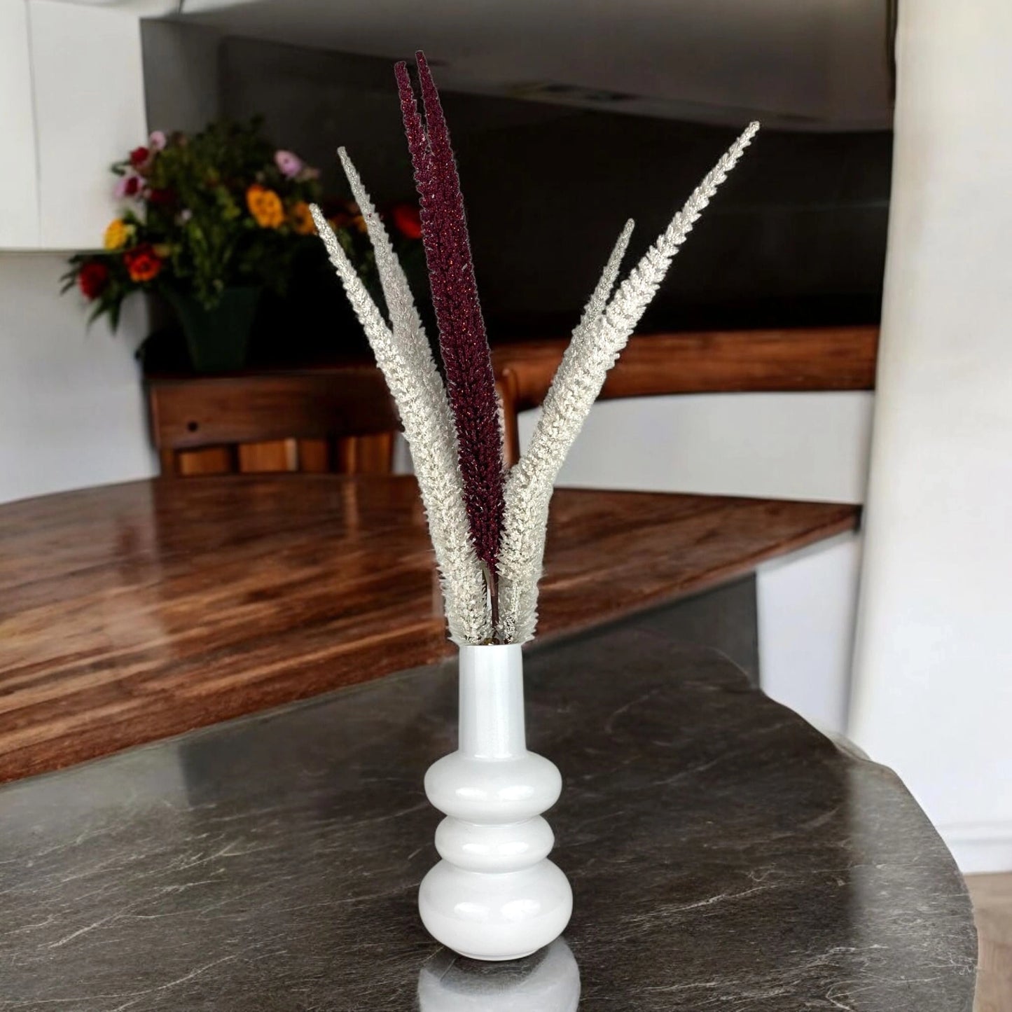 Glossy White Curve Vase