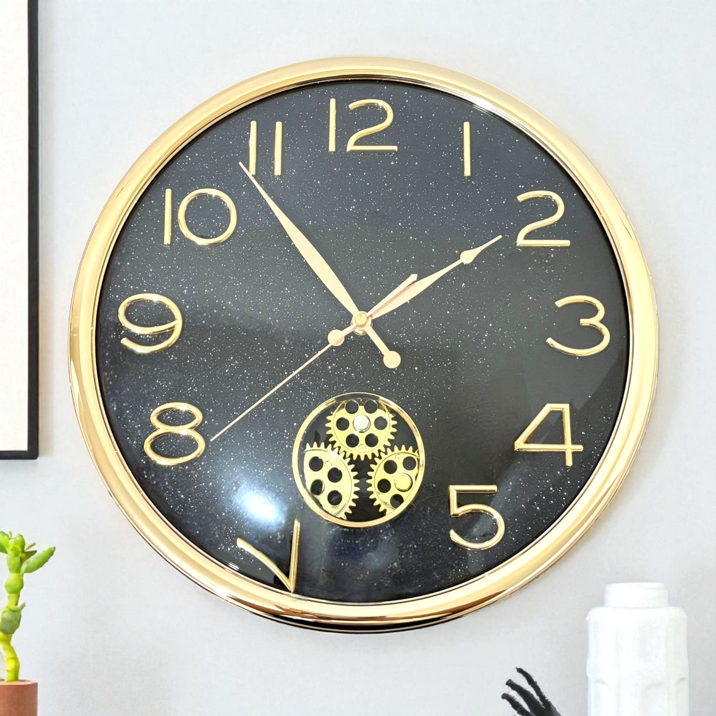 Black & Gold Gear Wall Clock – Modern Luxury Design