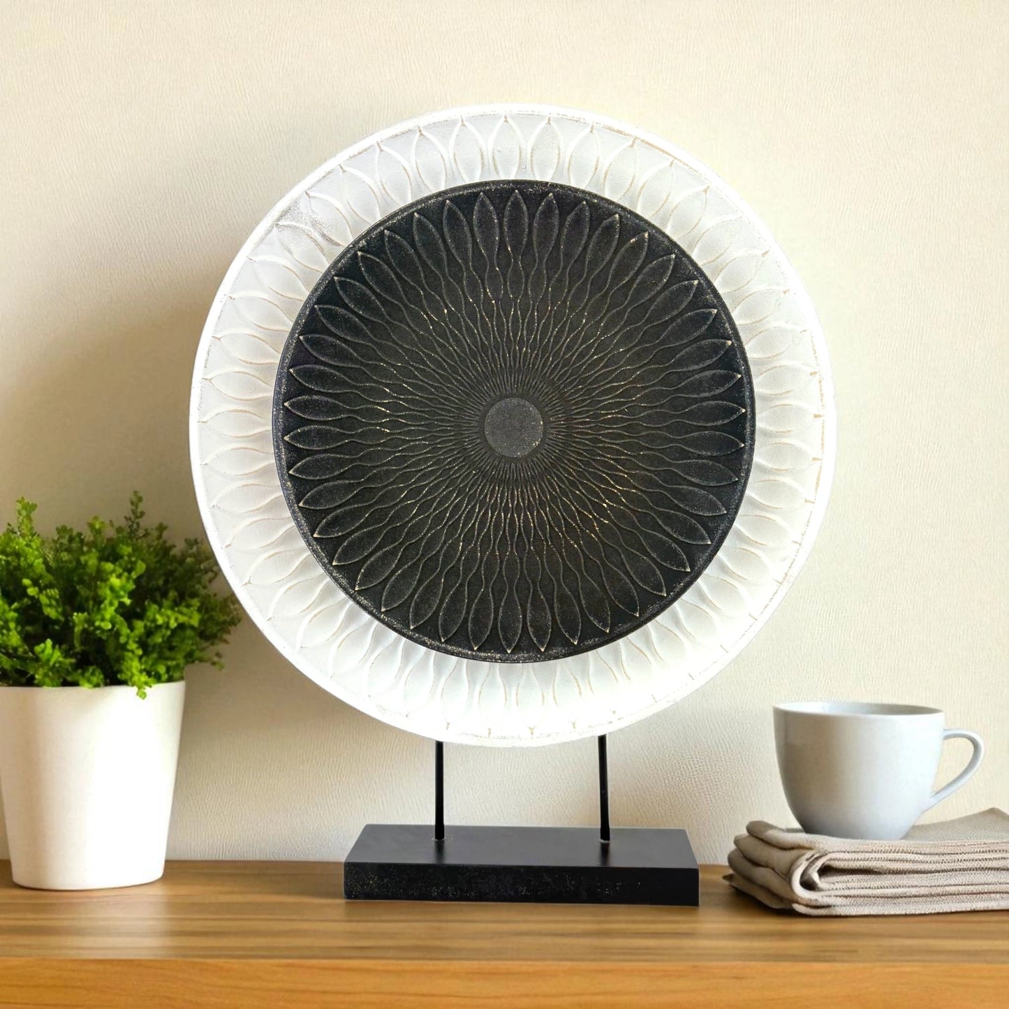 Mandala Sunburst Disc Sculpture – Black & White Decorative Art on Stand