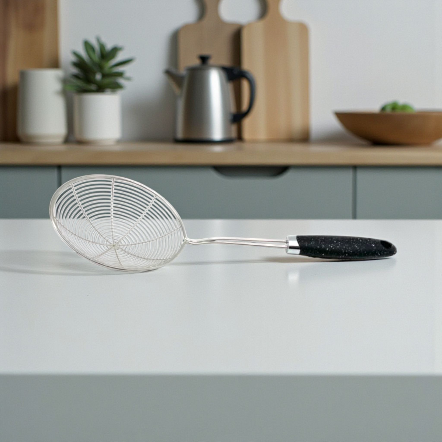 Stainless Steel Skimmer Spoon – Heat-Resistant Handle Oil Strainer for Frying & Cooking