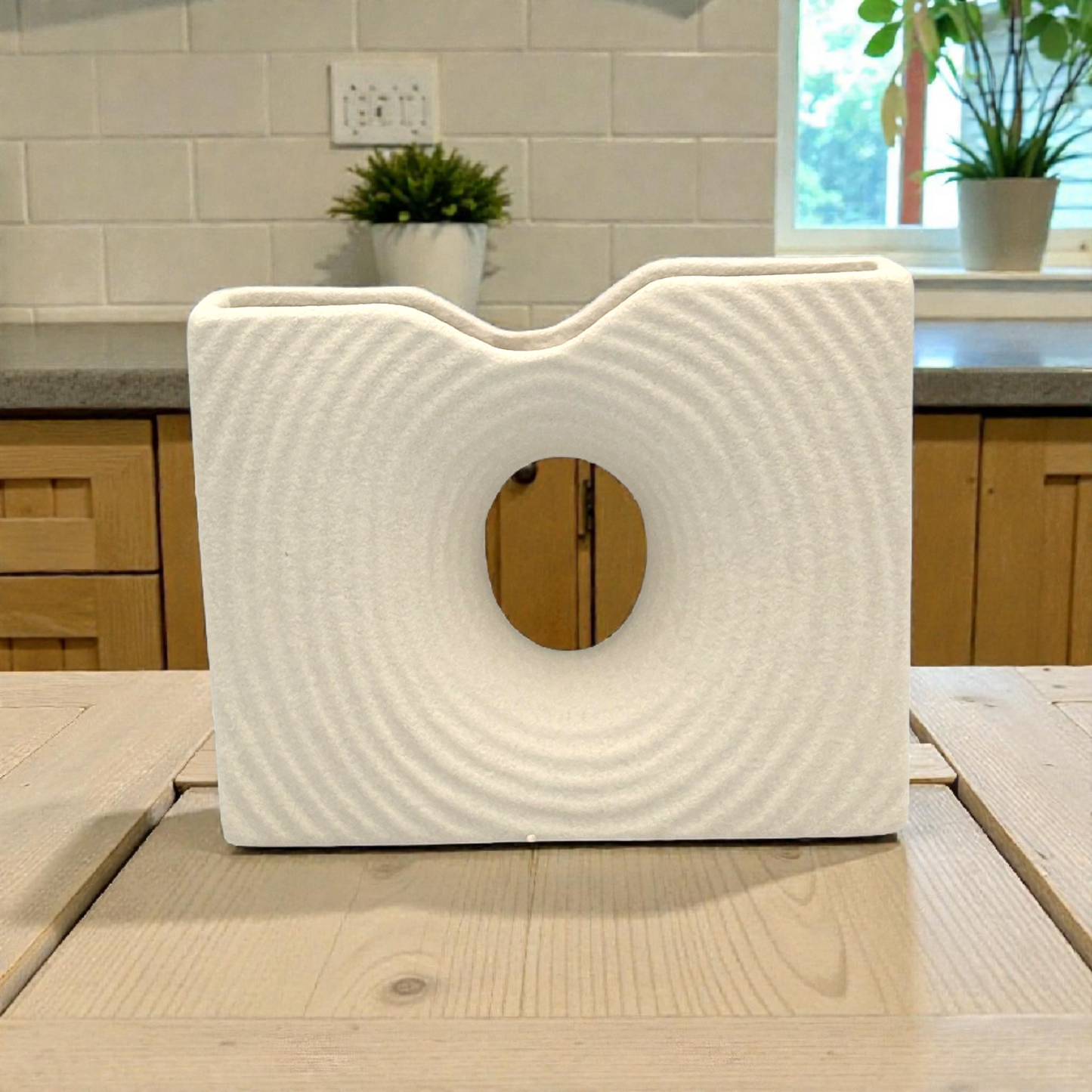 Abstract Ceramic Decorative Holder – Modern Minimalist Home Accent
