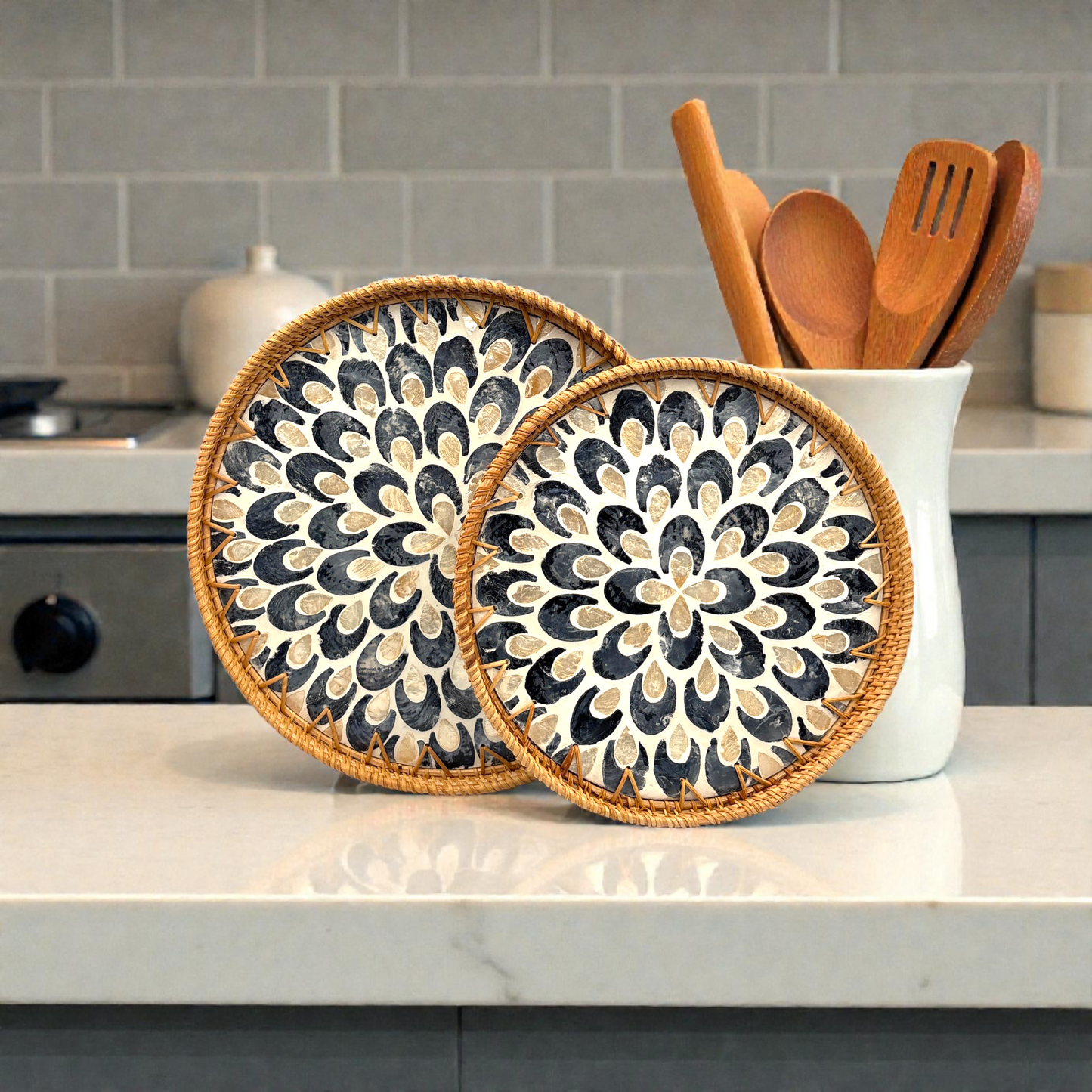 Round Rattan Serving Tray with Mosaic Pattern – Handcrafted Décor Tray
