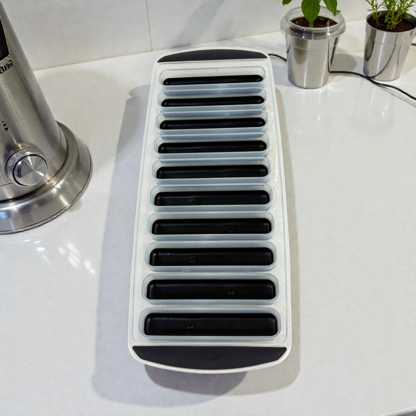 Flexible Ice Cube Tray with Easy-Release Design – Multi-Compartment Freezer Mold