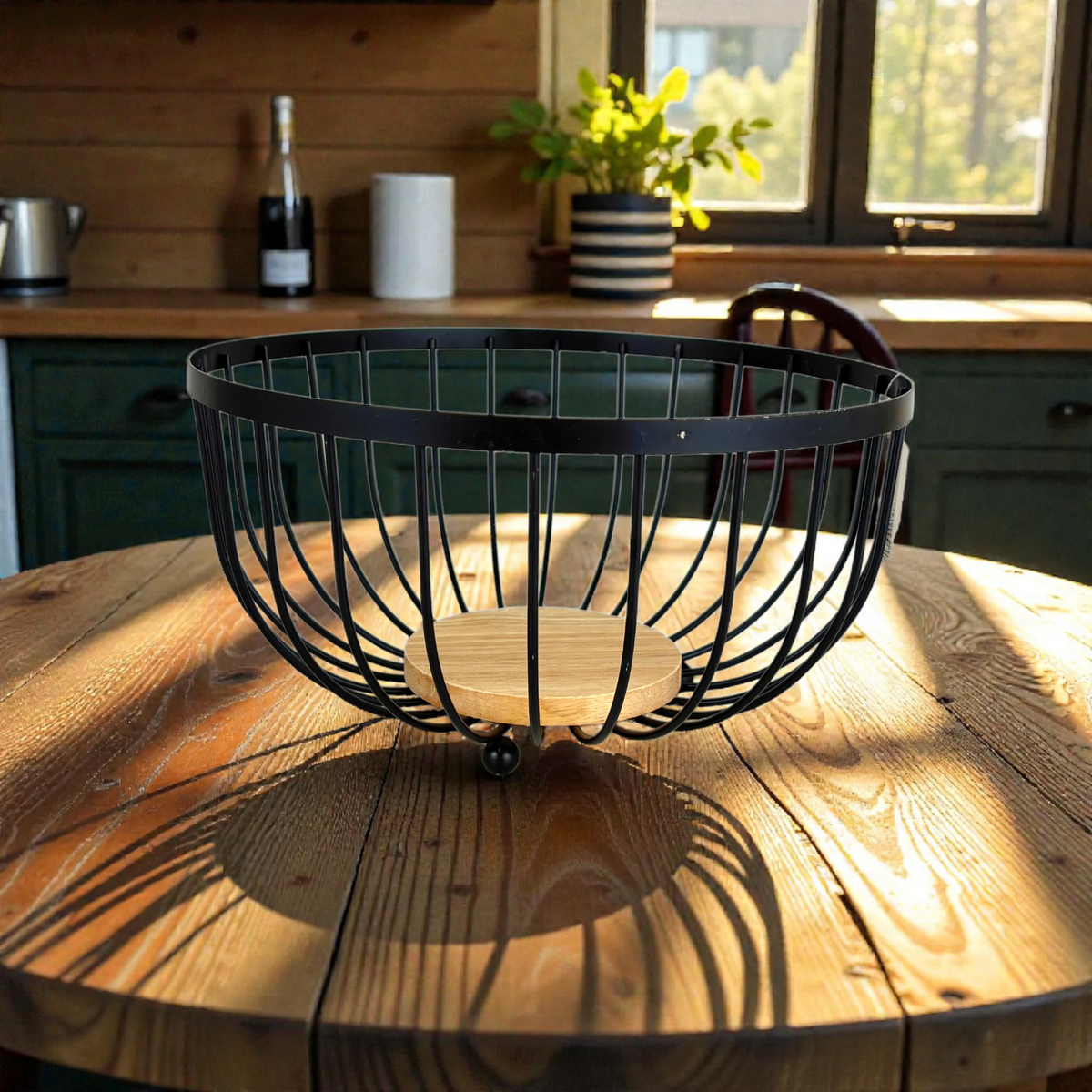 Modern Black Metal Wire Fruit Bowl – Decorative Kitchen & Dining Basket