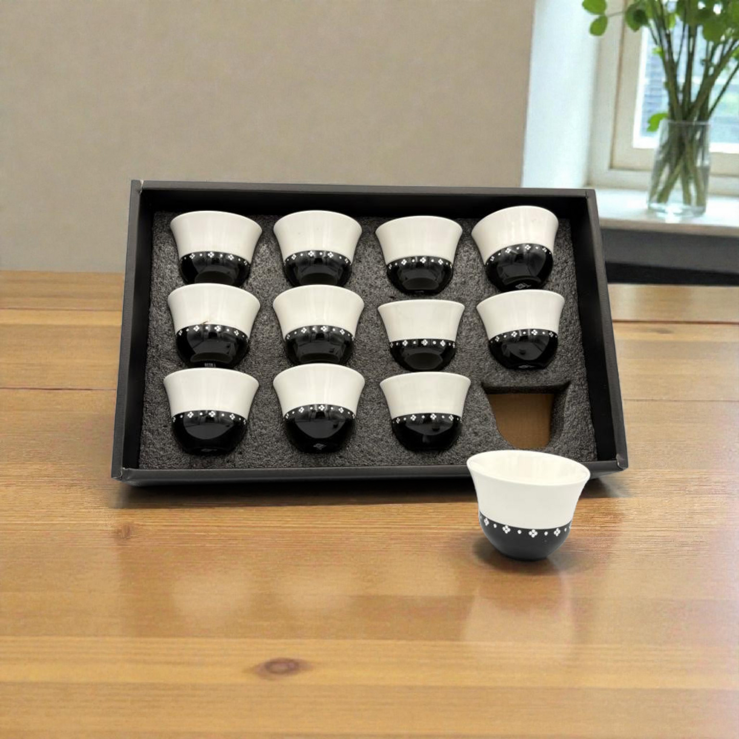 Black & White Porcelain Coffee Cup Set – Modern Coffee Cups Gift Set