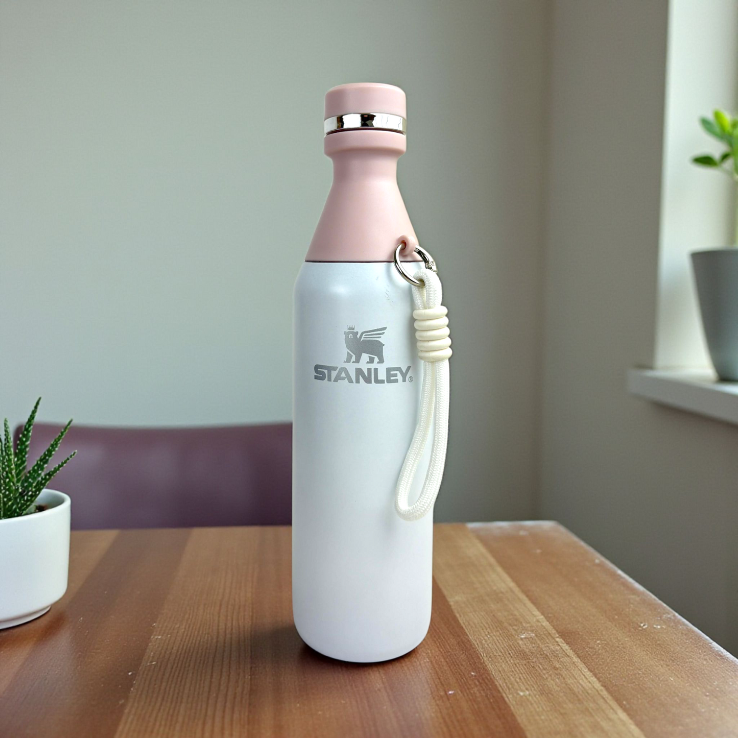 Stanley Style Stainless Steel Water Bottle – 600ml Insulated Pink & White Flask with Carry Strap