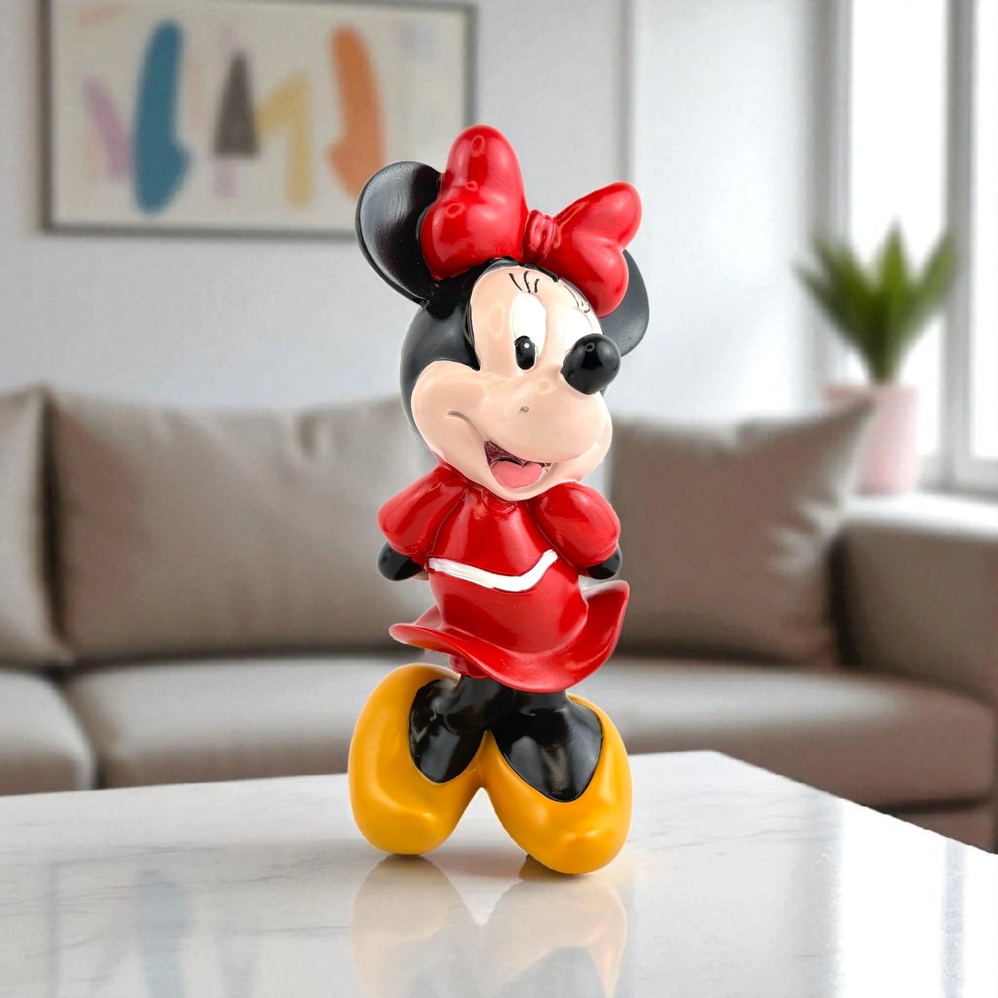 Classic Minnie Mouse Figurine