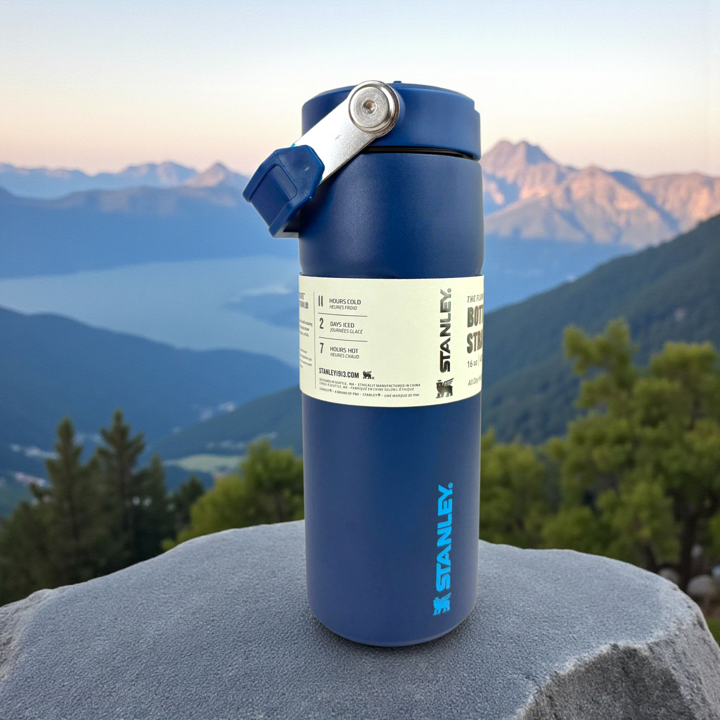 Stanley blue Vacuum Bottle – 700ml Stainless Steel Insulated Sports Water Bottle with Straw Lid