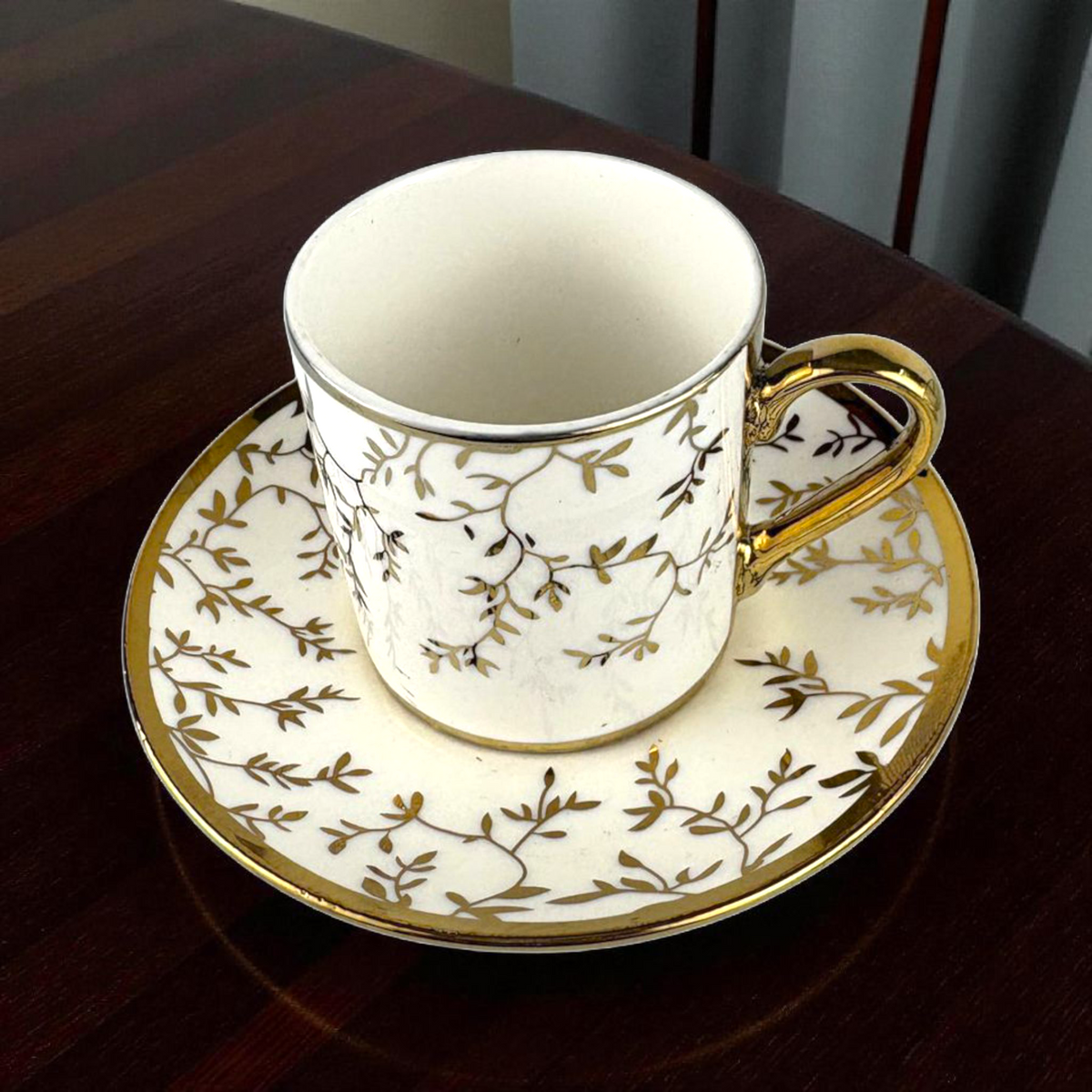 White Porcelain Cup with Gold Vine Design – Elegant Vintage Coffee Cup & Saucer Set 12pcs