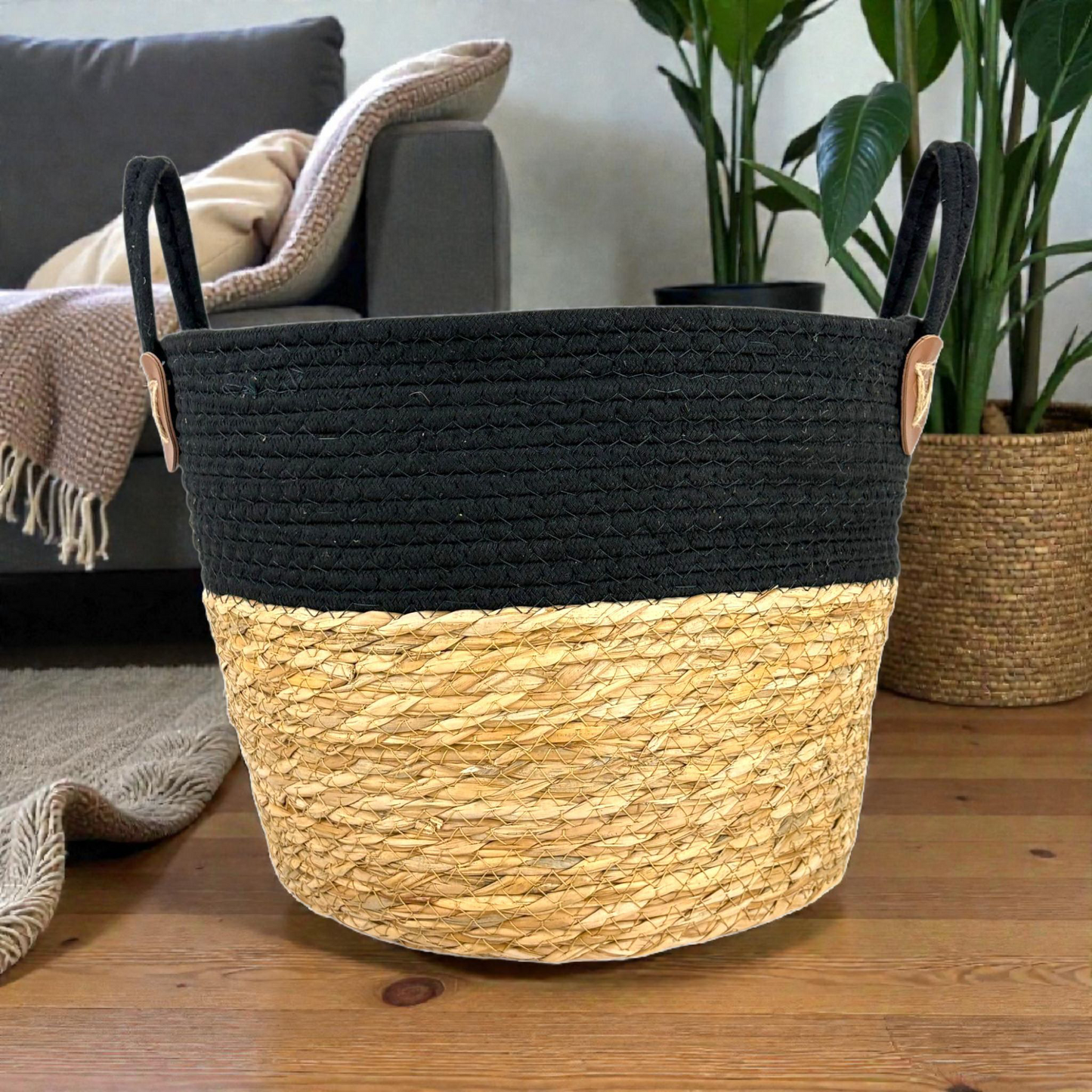 Meduim Two-Tone Woven Storage Basket with Handles – Black & Natural Seagrass Organizer