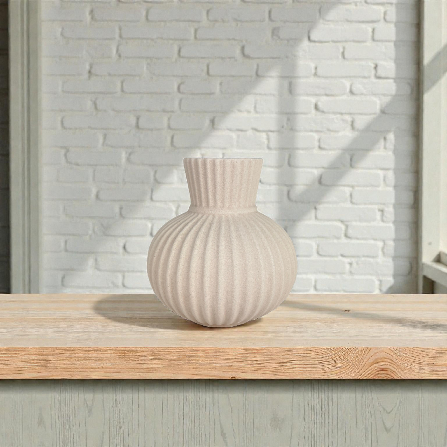 Minimalist Ribbed Ceramic Vase – Neutral Beige Decorative Flower Vase