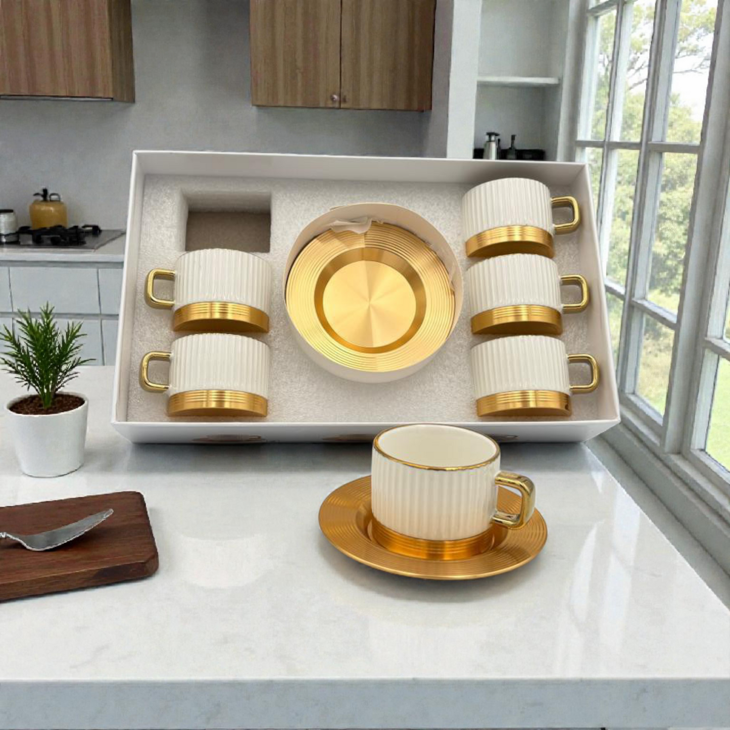 White Porcelain Coffee Cup Set with Gold Handles – Luxury Gift Box