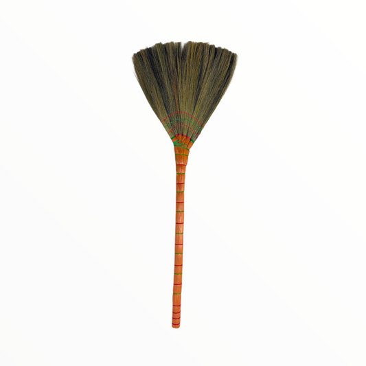 Traditional Natural Straw Hand Broom – Eco-Friendly Wooden Handle Broom