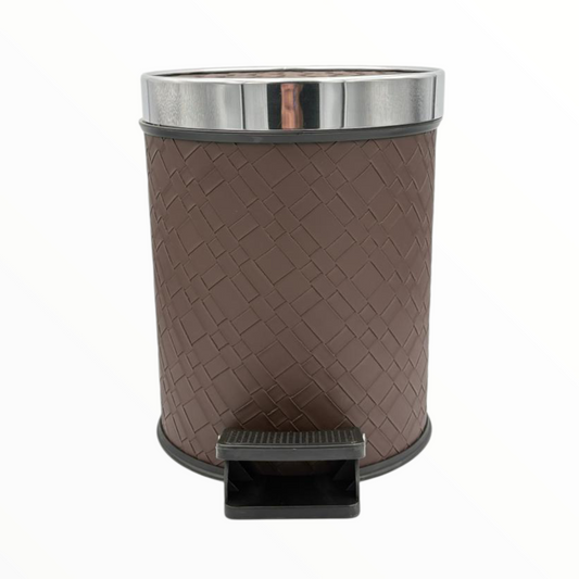 Modern Pedal Trash Bin with Wood Finish – Kitchen Waste Bin