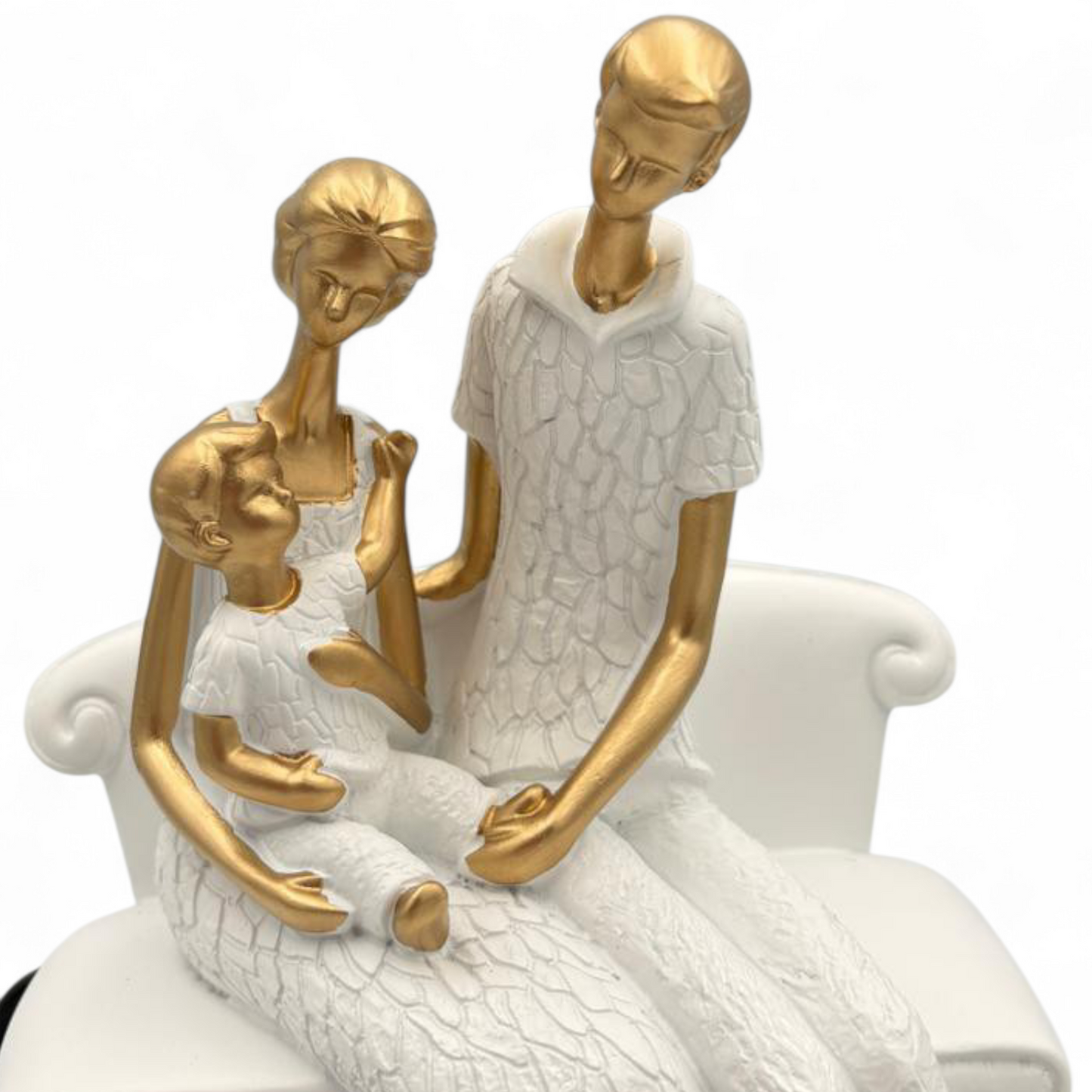 Romantic Couple Figurine with Cat – Silver & Black Modern Home Décor Statue
