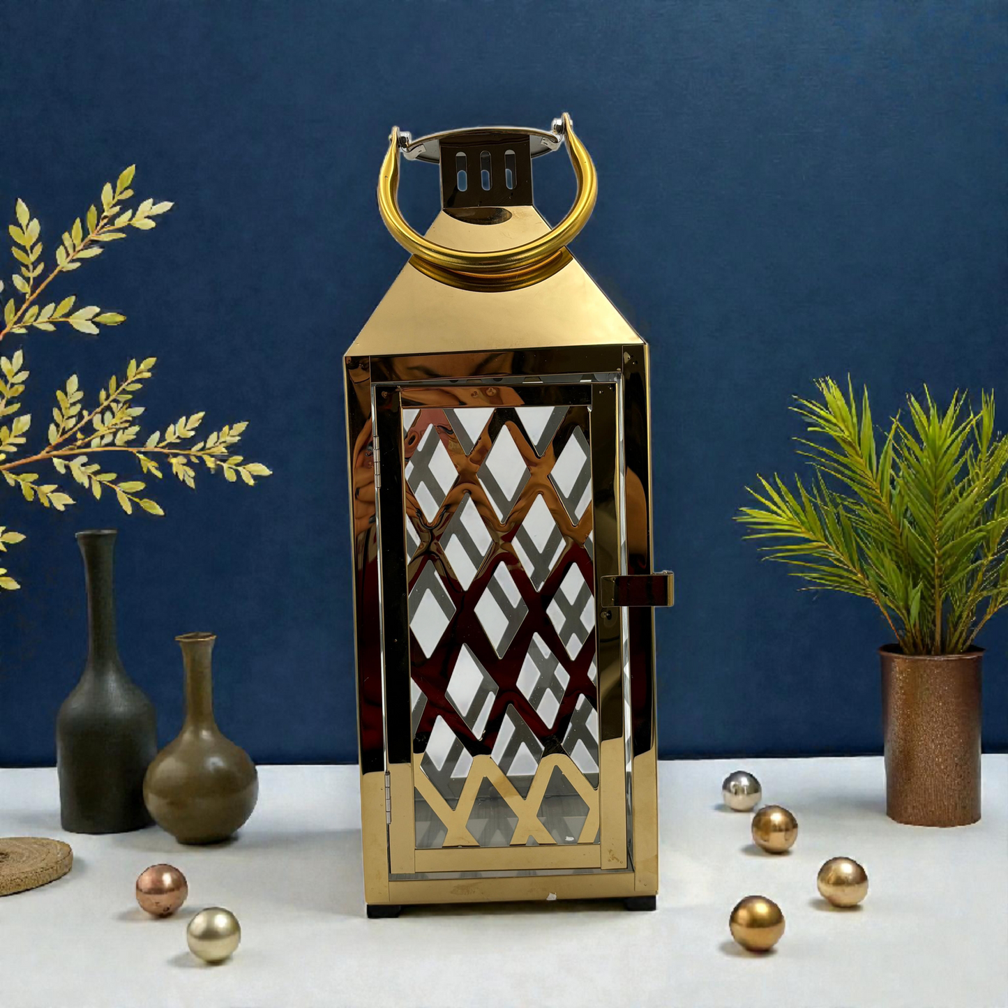 Gold Metal Decorative Lantern with Diamond Pattern – Indoor & Outdoor Candle Holder
