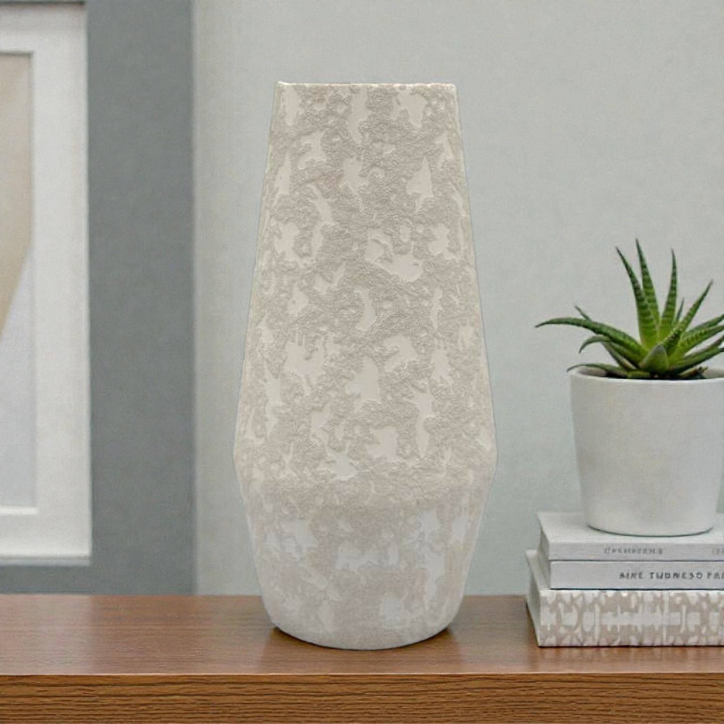 Modern Textured Ceramic Vase – Minimal Home Décor Accent