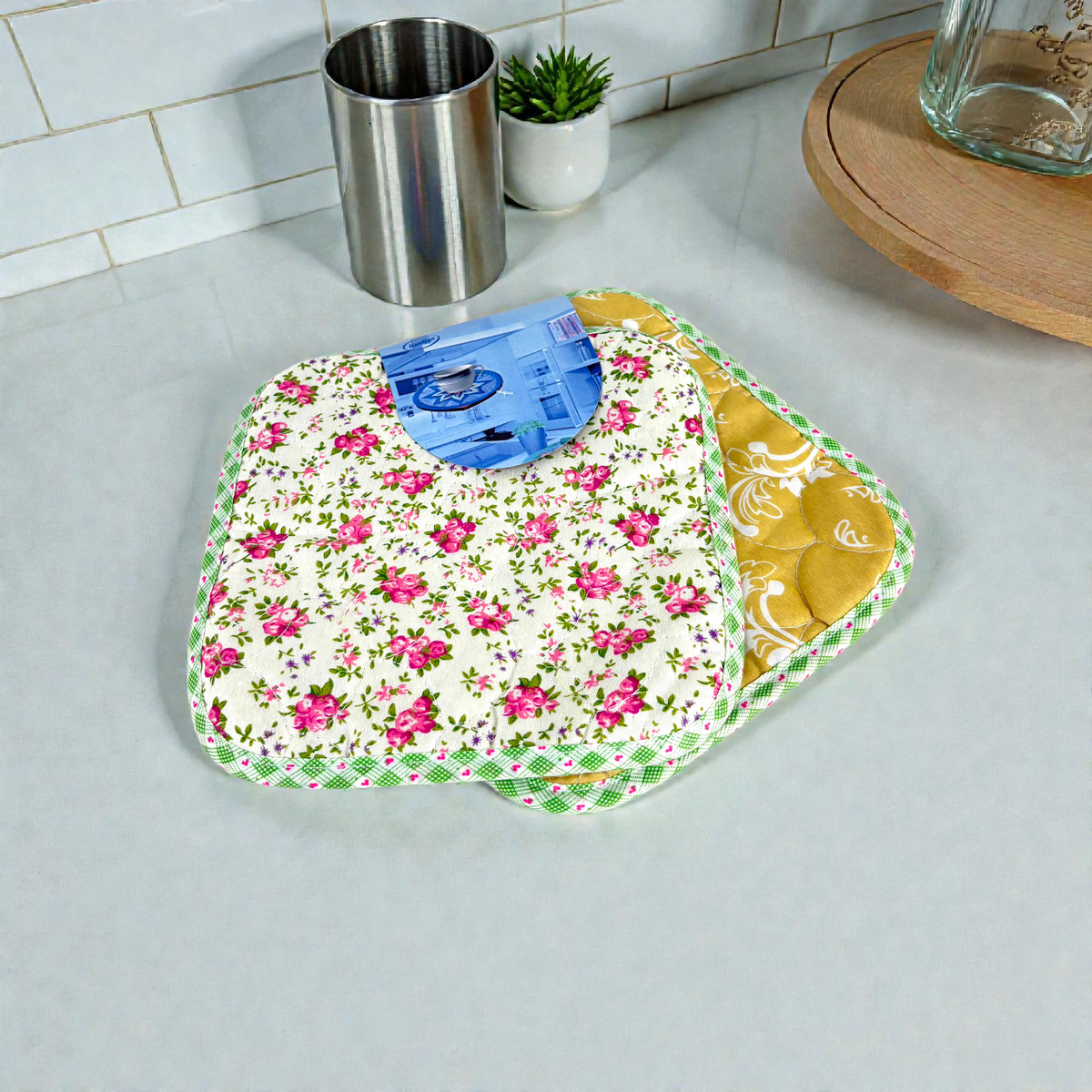 Floral Quilted Kitchen Pot Holder & Trivet Set – Heat Resistant Cotton Potholders