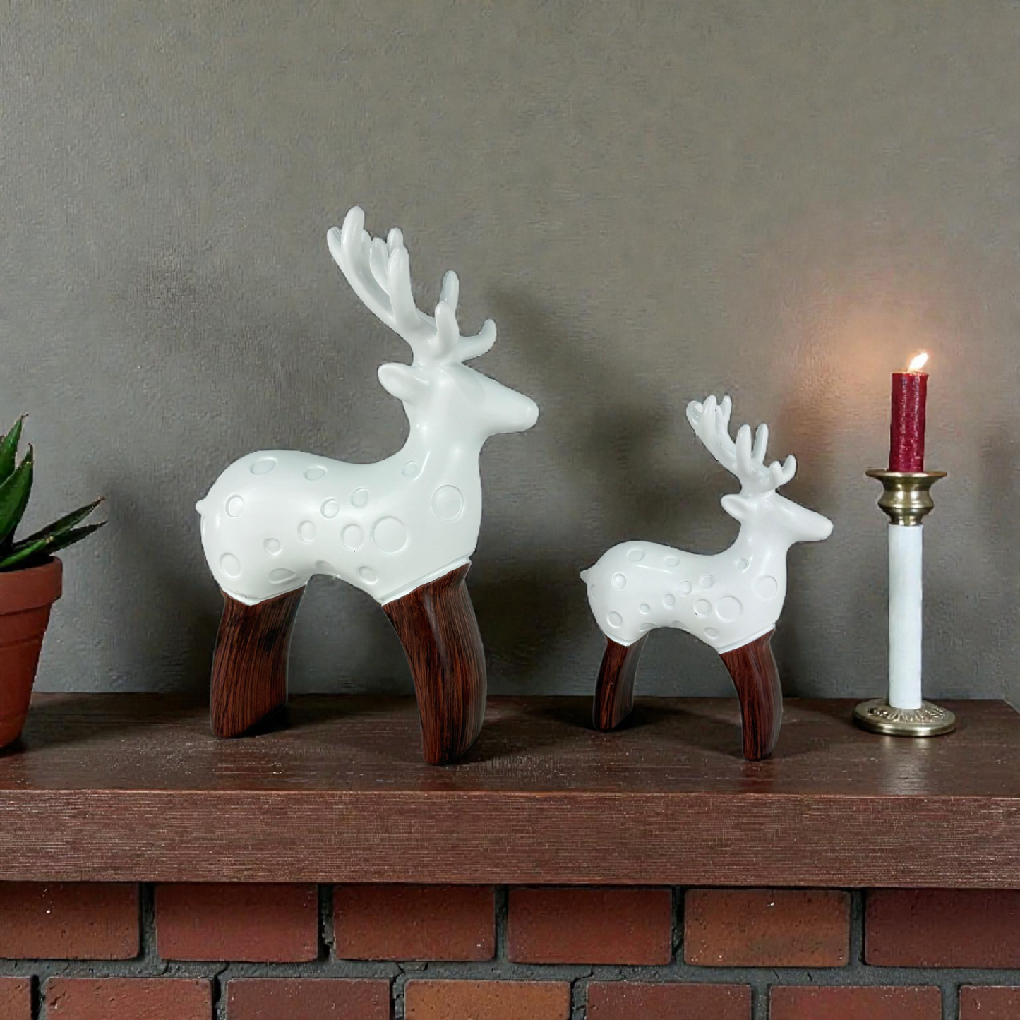 White Decorative Deer Figurine Set – Modern Resin Reindeer with Wooden Legs (2 Pieces)