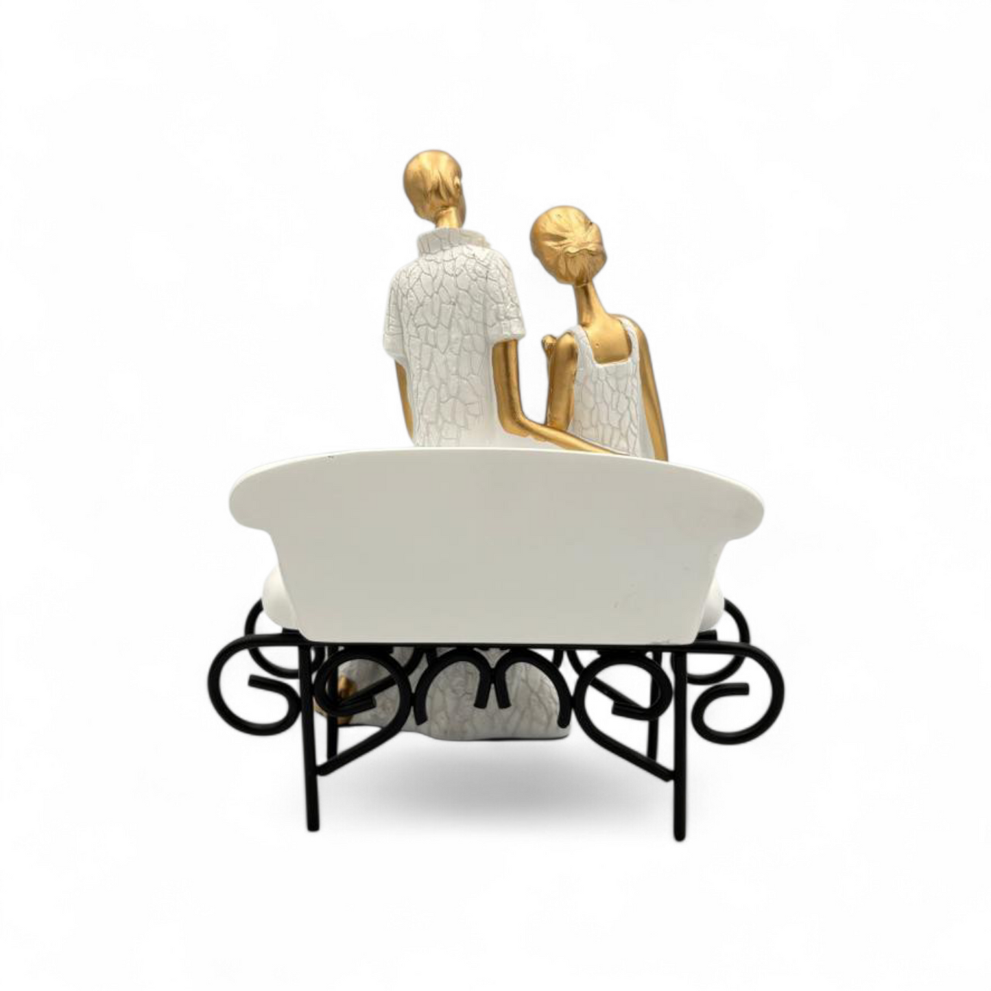 Romantic Couple Figurine with Cat – Silver & Black Modern Home Décor Statue