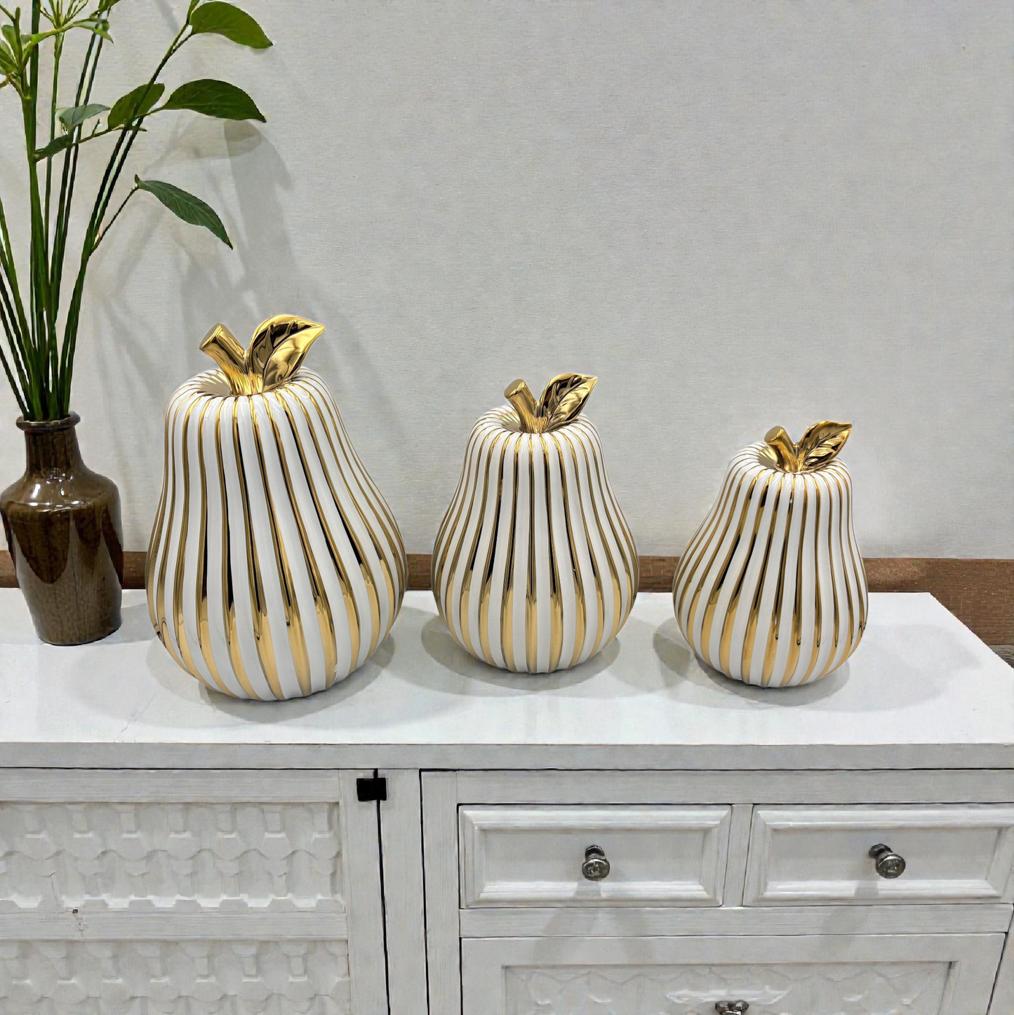 White & Gold Ribbed Pear Decor Set – Luxury Ceramic Decorative Pears (Set of 3)