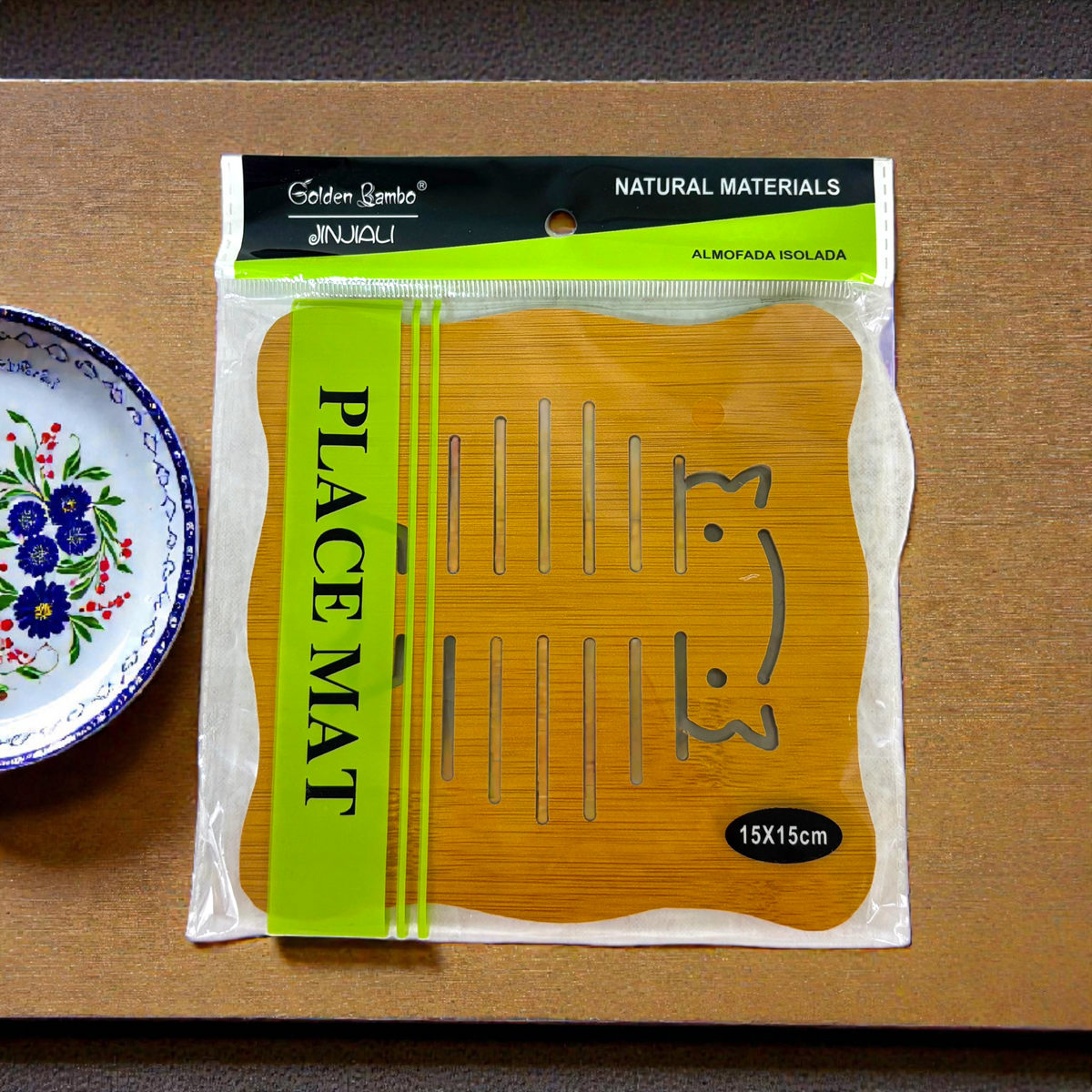 Square Bamboo Placemat with Cat Design – Heat Resistant Natural Table Mat